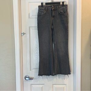 BDG Wide Leg Raw Hem Jeans Charcoal Color Size 29